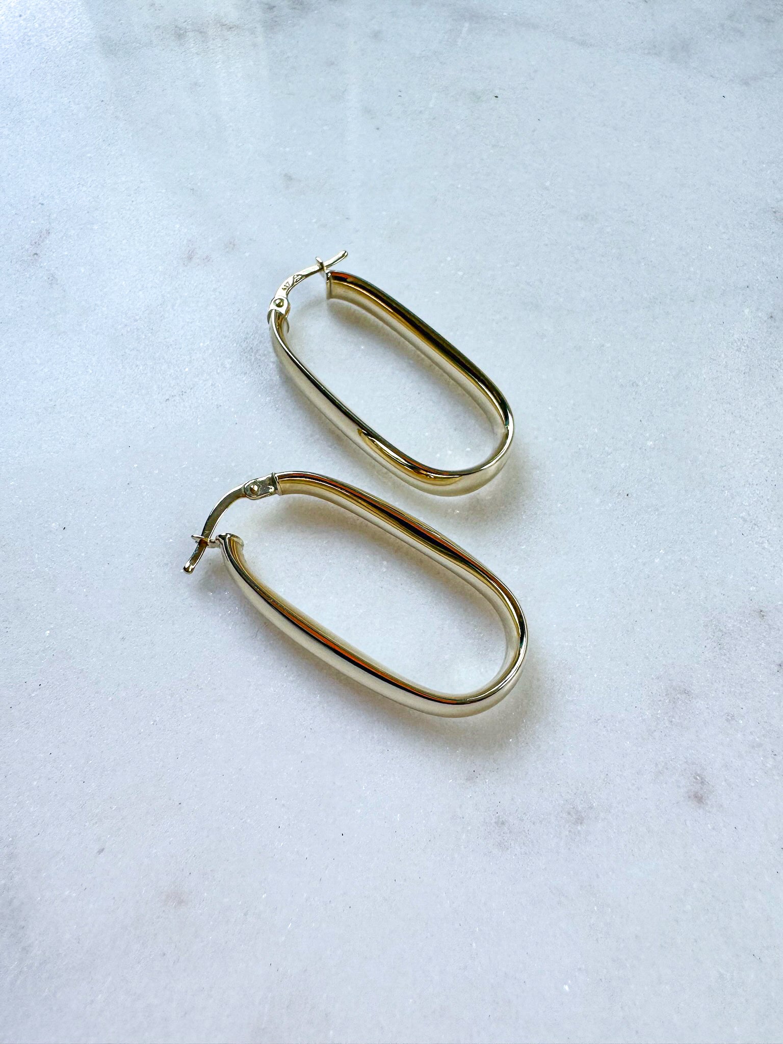 10kt Elongated Queen Hoops